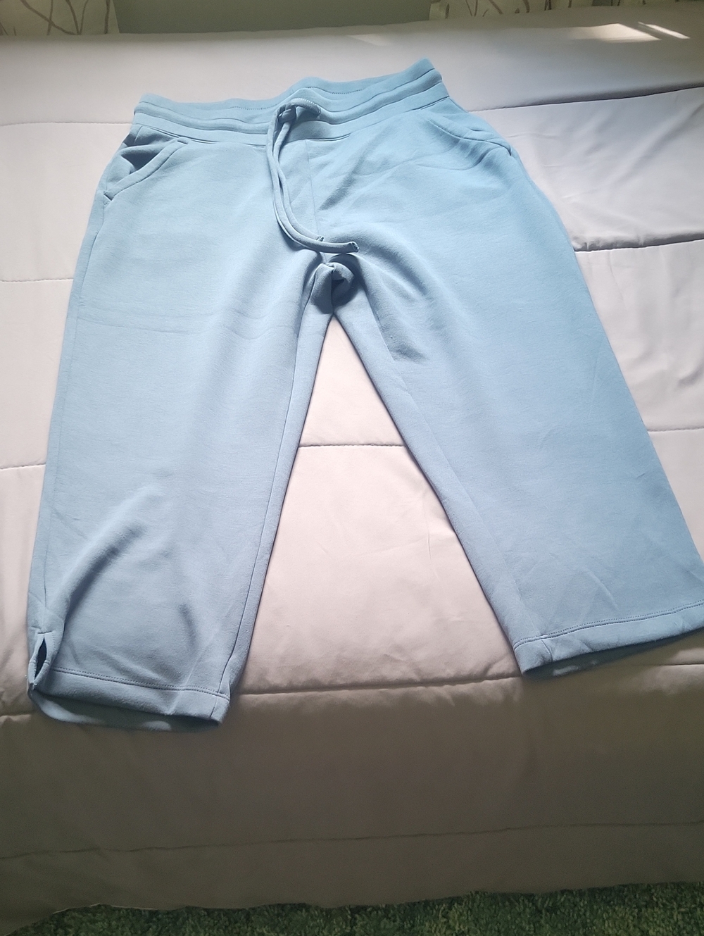 Womens Capris